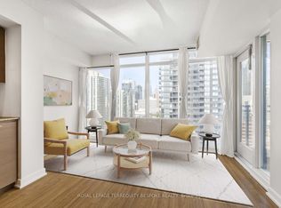 25 Capreol Ct #2102, Toronto, ON M5V 3Z7