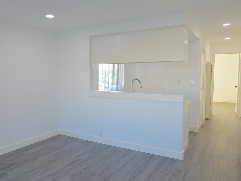 11968 York Ave #8 — Photo 11