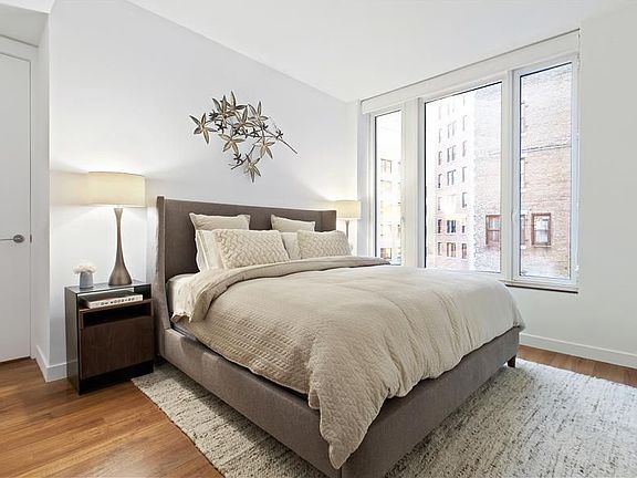 4th image of 15 William St APT 44A