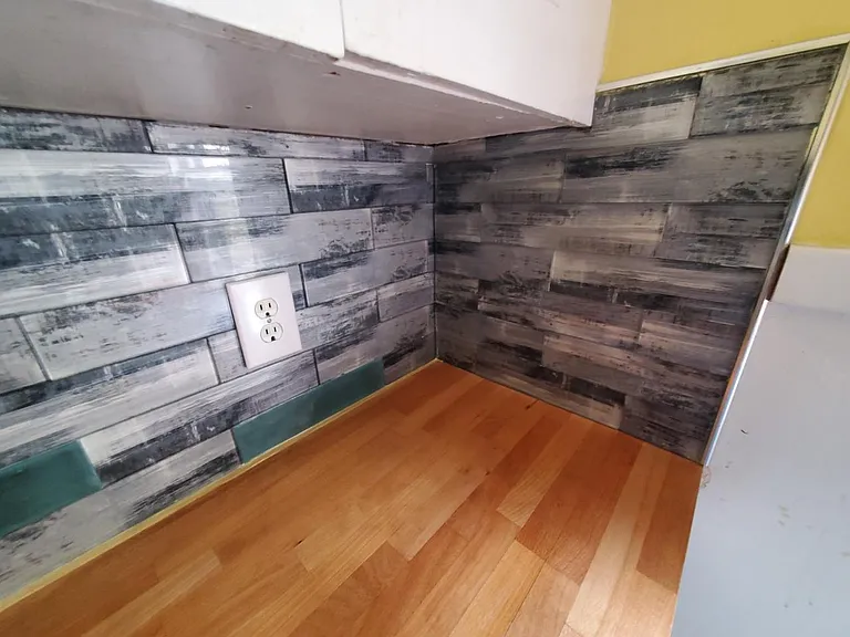 720 E 2nd St #B — Photo 36