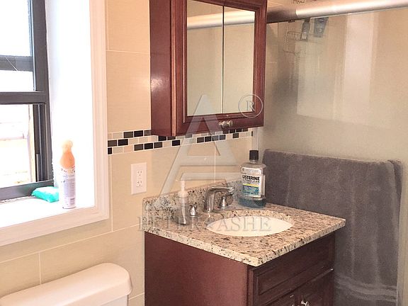 3rd image of 34-48 11th St #2F