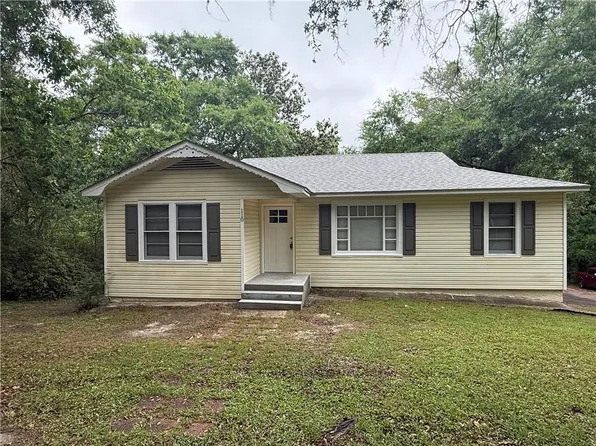 110 Idlewood Dr, Chickasaw, AL 36611
