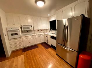 3802 Vineyard Dr #1, Redwood City, CA 94061