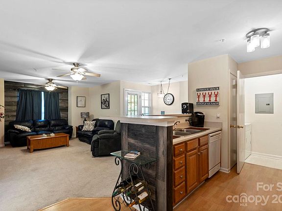 4th image of 9849 Campus Walk Ln APT H