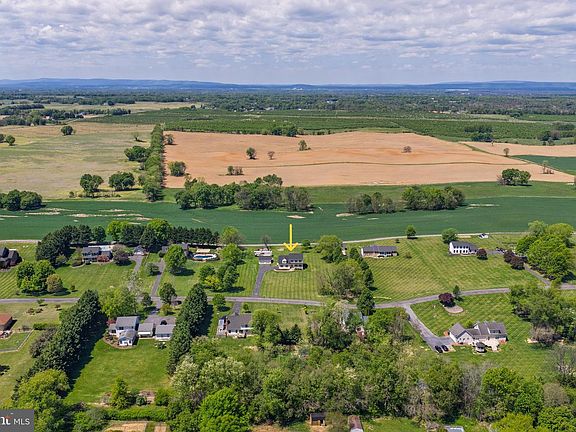 5th image of 229 Quail Run Rd