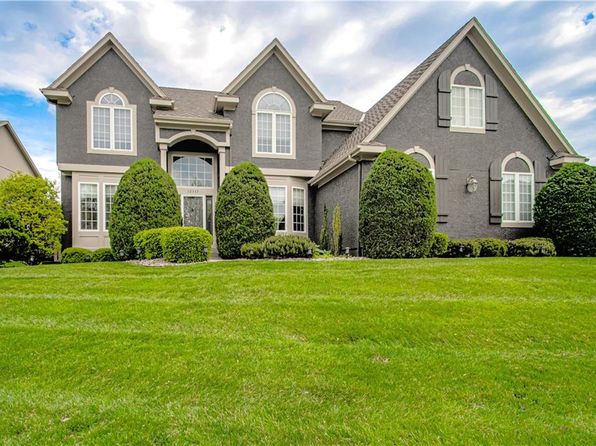 12337 Gillette St, Overland Park, KS 66213