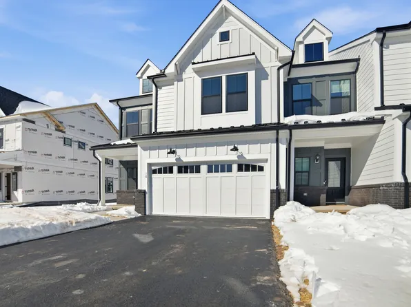 18 Whitaker Ln, Far Hills, NJ 07931