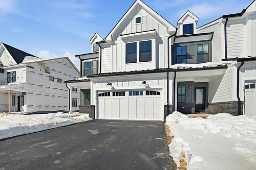 18 Whitaker Ln Photo 1