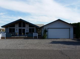401 Apricot Pl SW, Mattawa, WA 99349