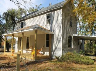 31806 45th Ave, Paw Paw, MI 49079