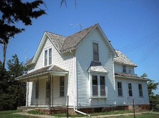 20509 420th St, Oakland, IA 51560