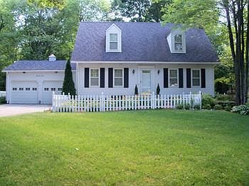 1st image of 5102 Foxcroft Dr