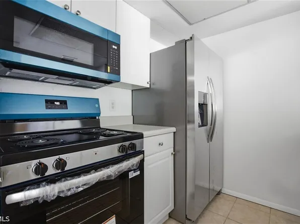 3704 Broadway APT 310, Fort Myers, FL 33901