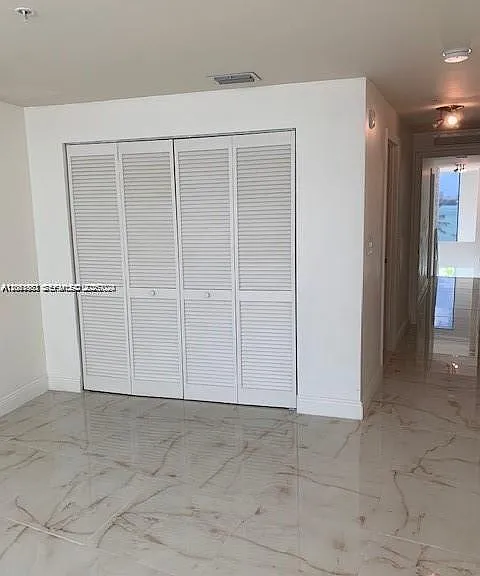2000 Bay Dr #403 — Photo 13