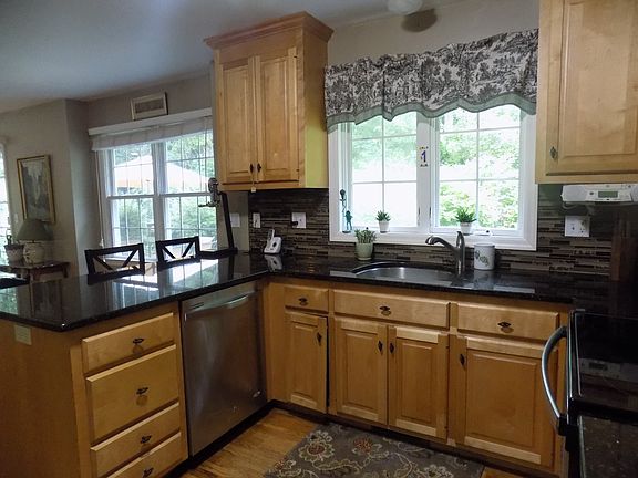 1 Colonial Ridge Drive