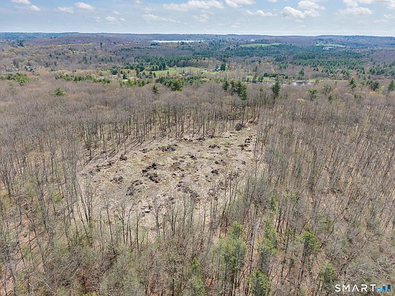 3rd image of 1222 Bantam Road