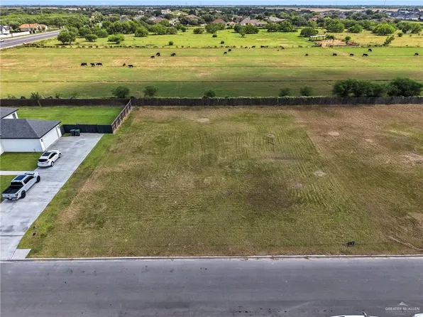 1518 Victoria Dr, Weslaco, TX 78599