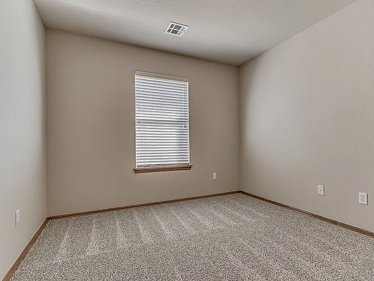 2224 NW 157th Ter — Photo 41