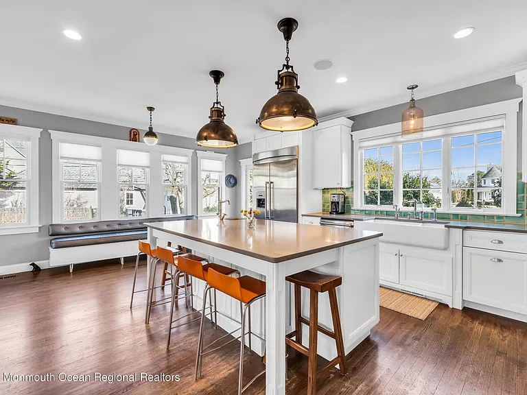 118 Madison Ave — Photo 10