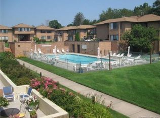 350 Grovers Ave UNIT 1C, Bridgeport, CT 06605