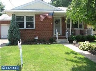 1920 Sycamore St, Haddon Heights, NJ 08035