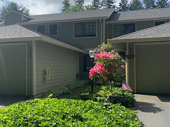 2nd image of 3955 NW Fairway Ln
