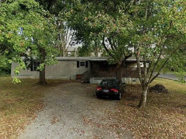 33 Normandy St, Clarksville, TN 37042