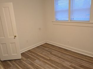 59 Park St #59C, Essex Junction, VT 05452