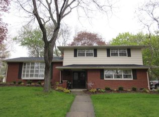 3520 Briar Ter, Green Bay, WI 54301