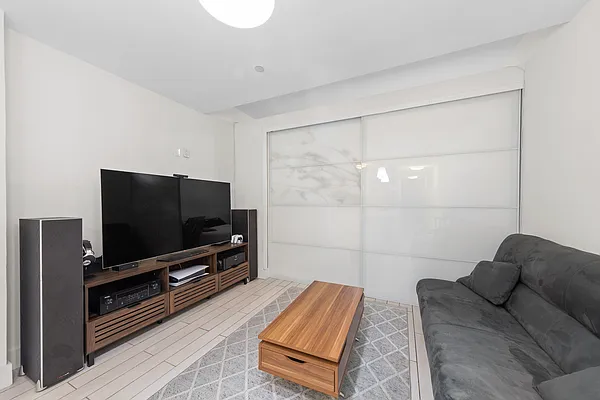 Rented by Keller Williams NYC | media 6