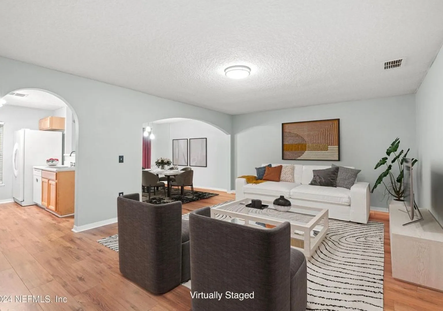 Charming 3BR Townhome in Jacksonville — Photo 1