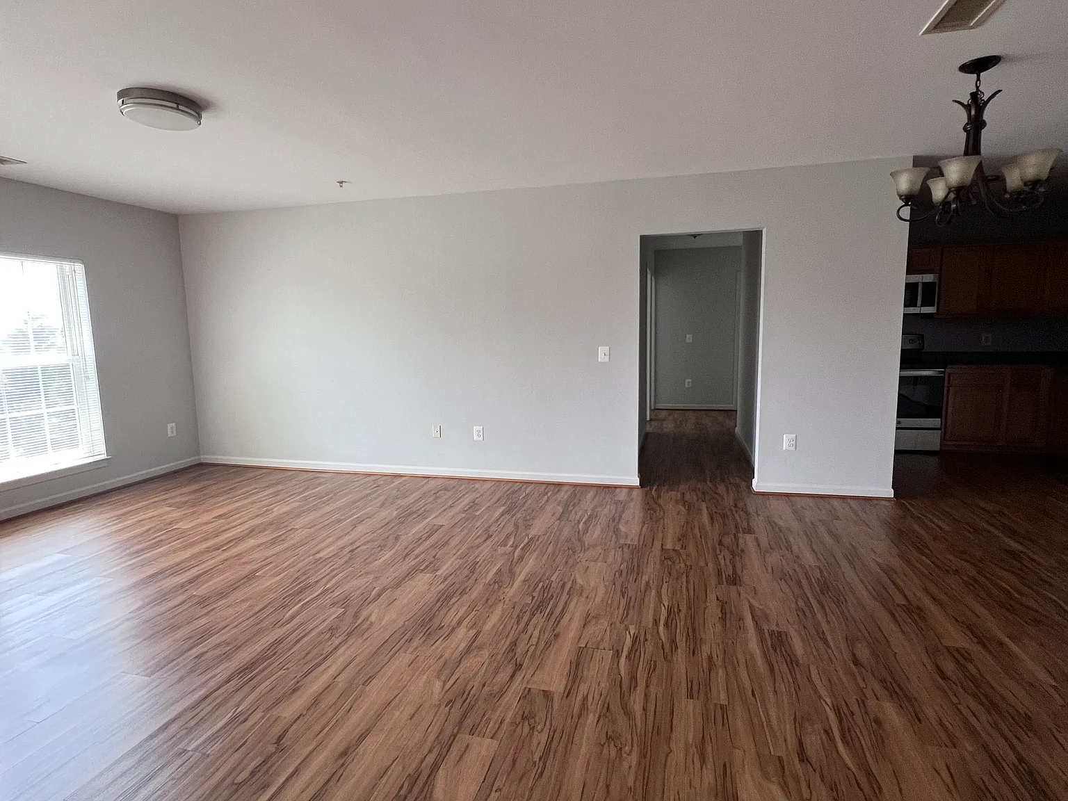 Dunn Loring Metro Apartments — Photo 4