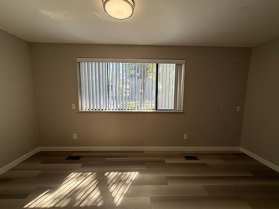 4th image of 670 E Coatsville Ave APT B