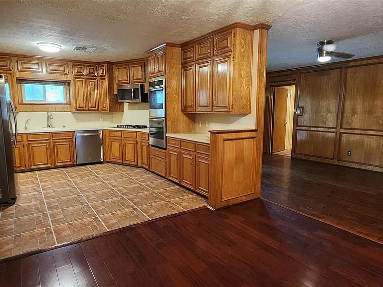 616 Cannan Dr — Photo 18