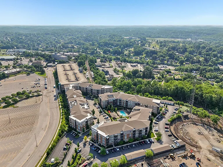 The Ashby at South Hills Village Station — Photo 20