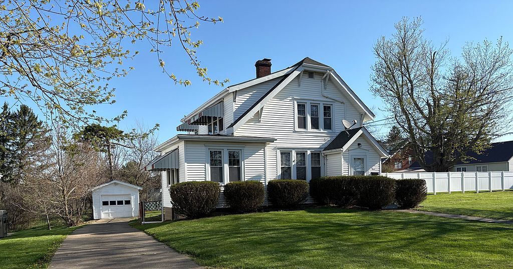 103 Taylor Ln - Property Image