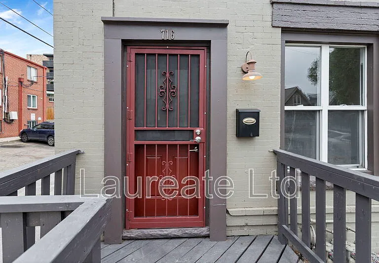716 E 1st Ave — Photo 2