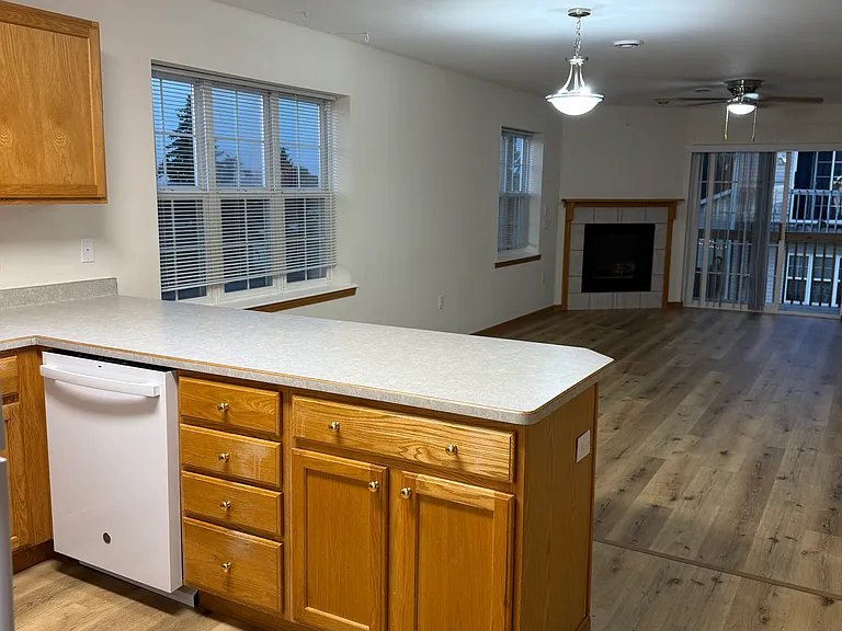 853 Saint Albert The Great Dr — Photo 15