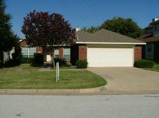 7115 Layla Rd, Arlington, TX 76016