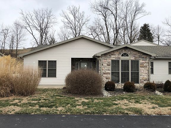 2nd image of 105 Stoneridge Ct