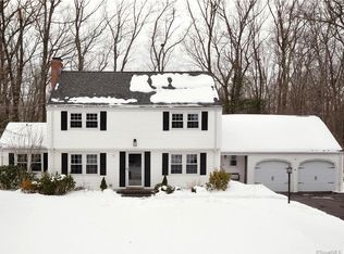 13 Sunset Hill Rd, Simsbury, CT 06070