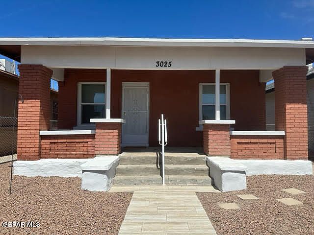 1st image of 3025 E Missouri Ave