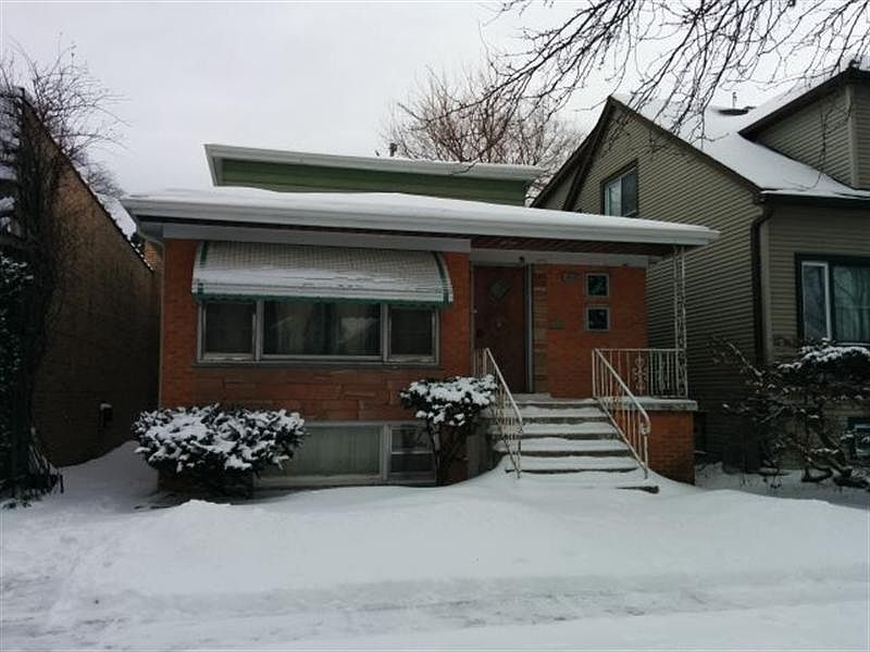 1st image of 3815 N Oketo Ave #1