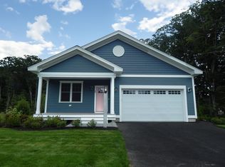 38 Sage Dr #19, Hampton, NH 03842