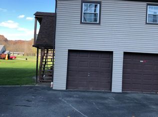 1574 Ford City Rd #A, Kittanning, PA 16201