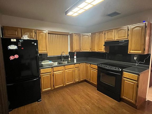 4th image of 3525 NW 187th St