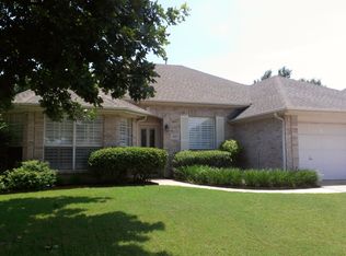 3624 Stone Creek Ln, Fort Worth, TX 76137