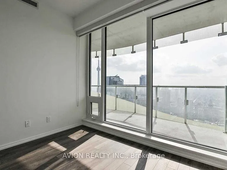 197 Yonge St #4509 — Photo 7