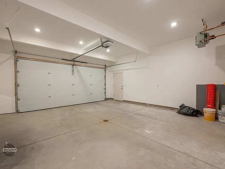12227 Breckenridge Dr — Photo 46