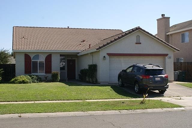 1st image of 1692 Cobblestone Dr